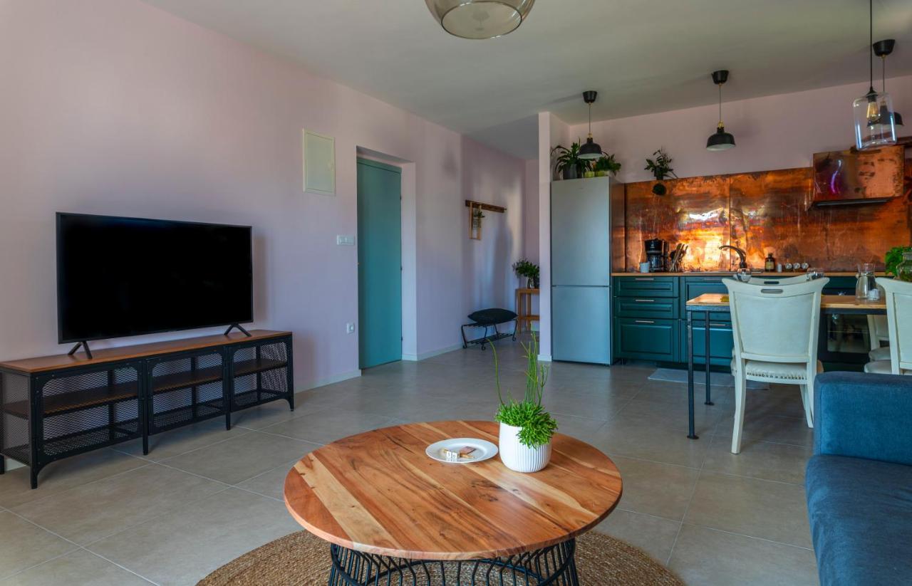 Charming Tale Apartments Modun19 Pirovac Dış mekan fotoğraf